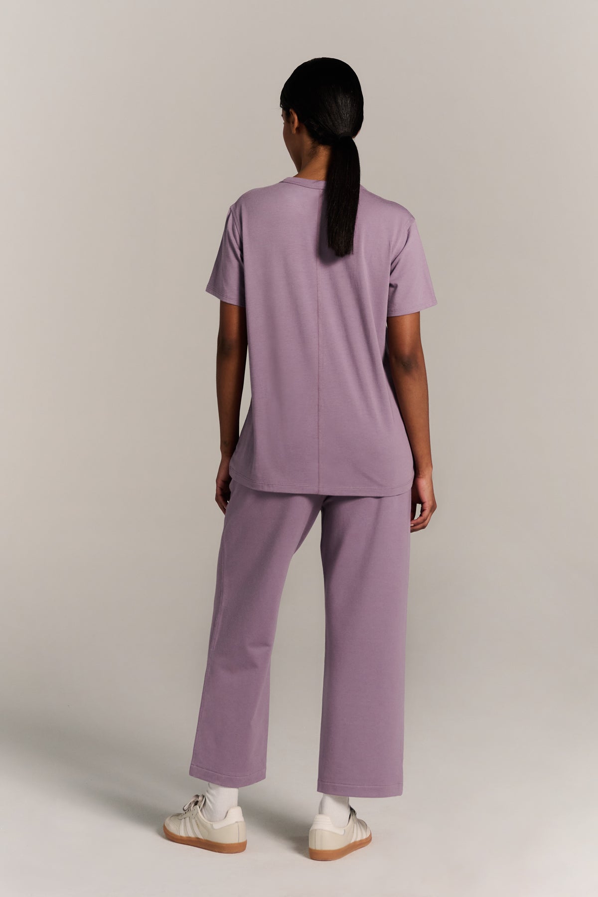 Relaxed Fit Crew Neck